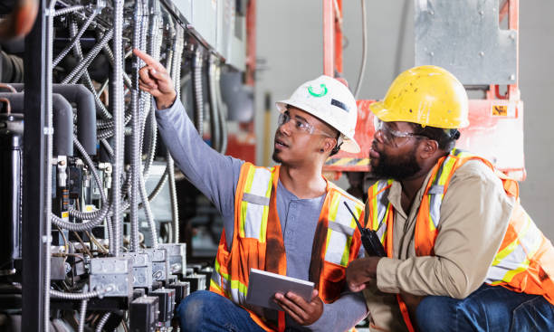 Best Affordable Emergency Electrician  in Kelly Ridge, CA
